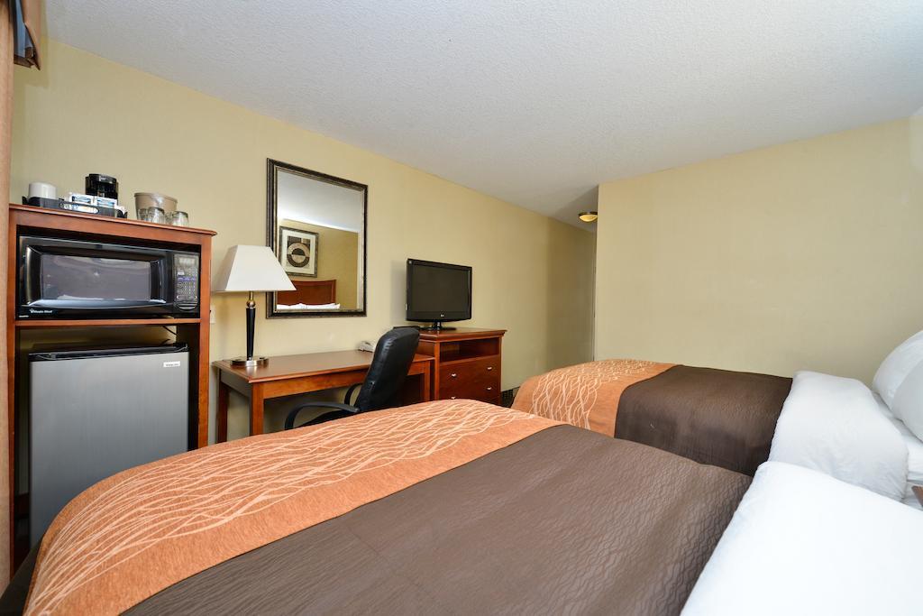 Comfort Inn & Suites Vancouver Downtown City Center מראה חיצוני תמונה