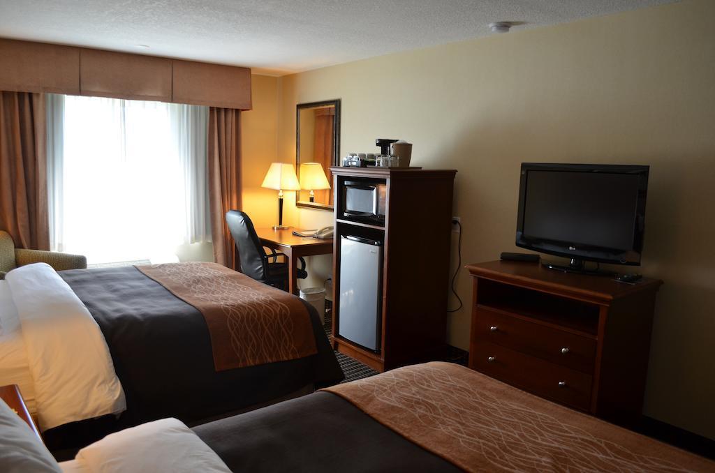 Comfort Inn & Suites Vancouver Downtown City Center מראה חיצוני תמונה