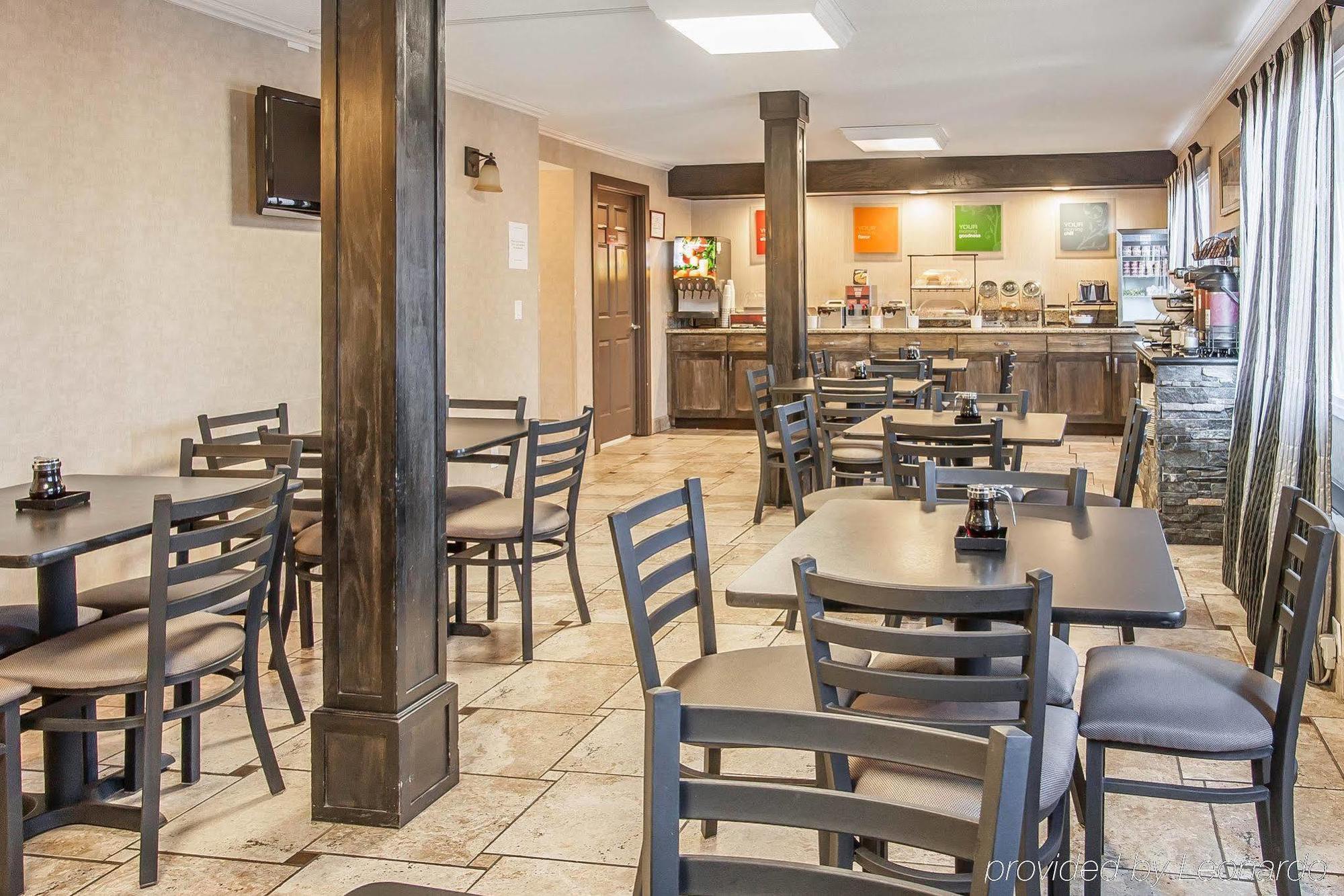 Comfort Inn & Suites Vancouver Downtown City Center מראה חיצוני תמונה