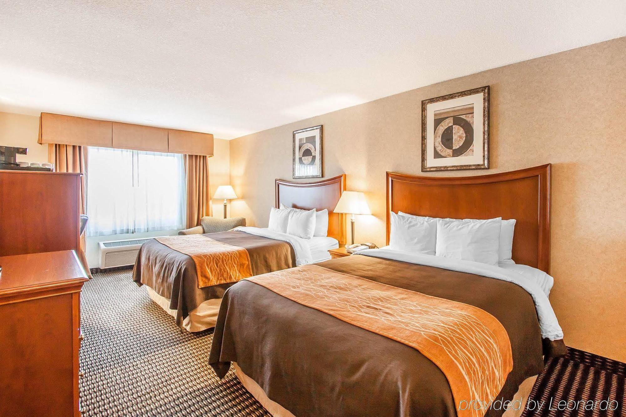 Comfort Inn & Suites Vancouver Downtown City Center מראה חיצוני תמונה